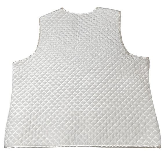 90's LIZ CLAIBORNE Villager Sport Pearl White Quilted Velvet Vest Size 1 (XL) - Picture 2 of 15